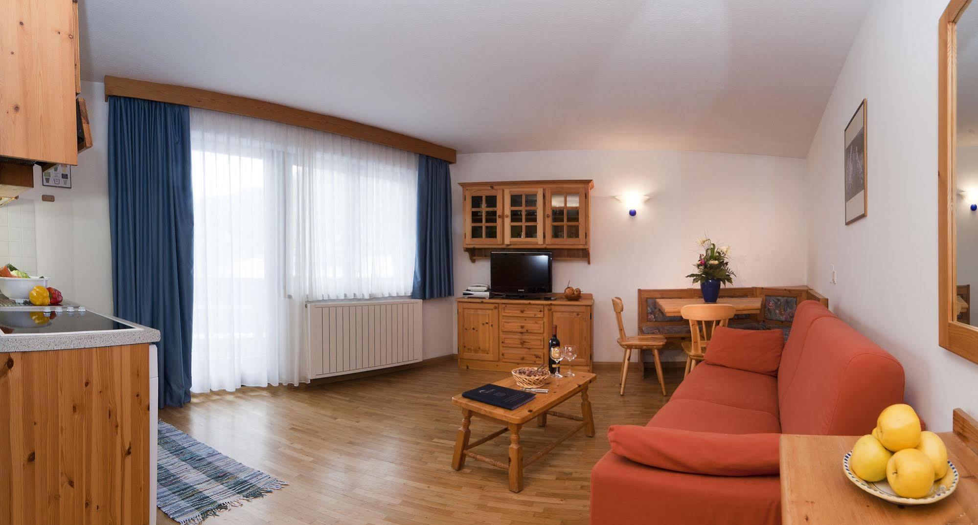 Residence Vallon Корвара ин Бадия Екстериор снимка